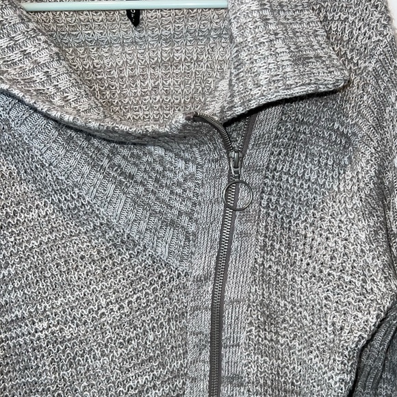 POOF! Gray Asymmetrical Zip Sweater Foldover Collar Moto Knit L - Picture 4 of 5